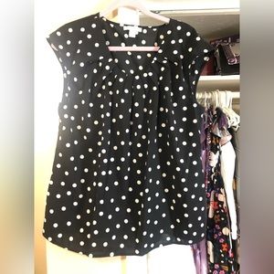 *$5 CLEAR THE CLOSET SALE* Dress Barn black with white polka dot cap sleeve top